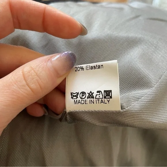 L’Autre Chose Black Virgin Wool Zipper Front Short Trapeze Jacket EUC Size 42/L - Picture 9 of 10